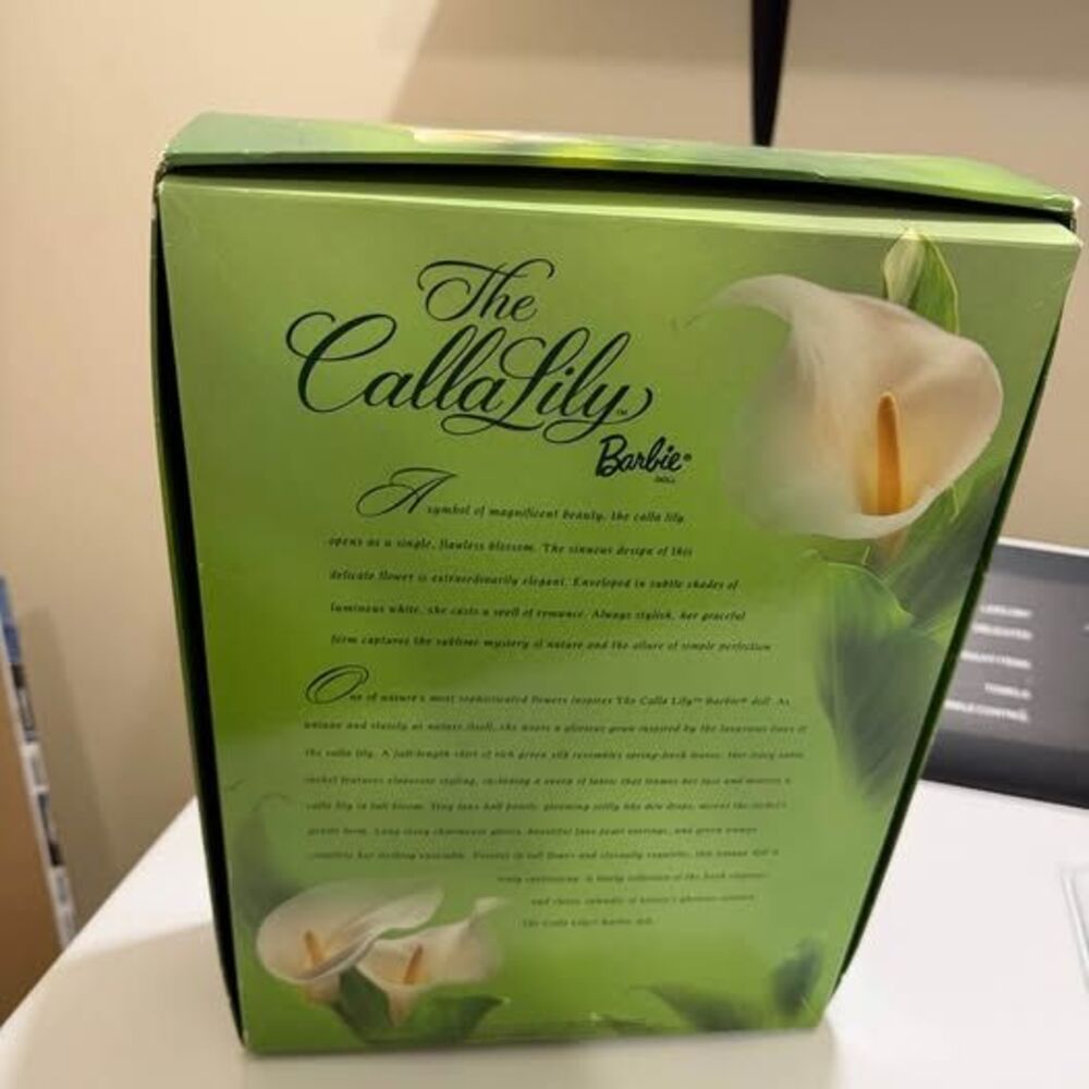 Barbie The Calla Lily Flowers in Fashion Collection Limited Edition Doll - Picture 3 of 3
